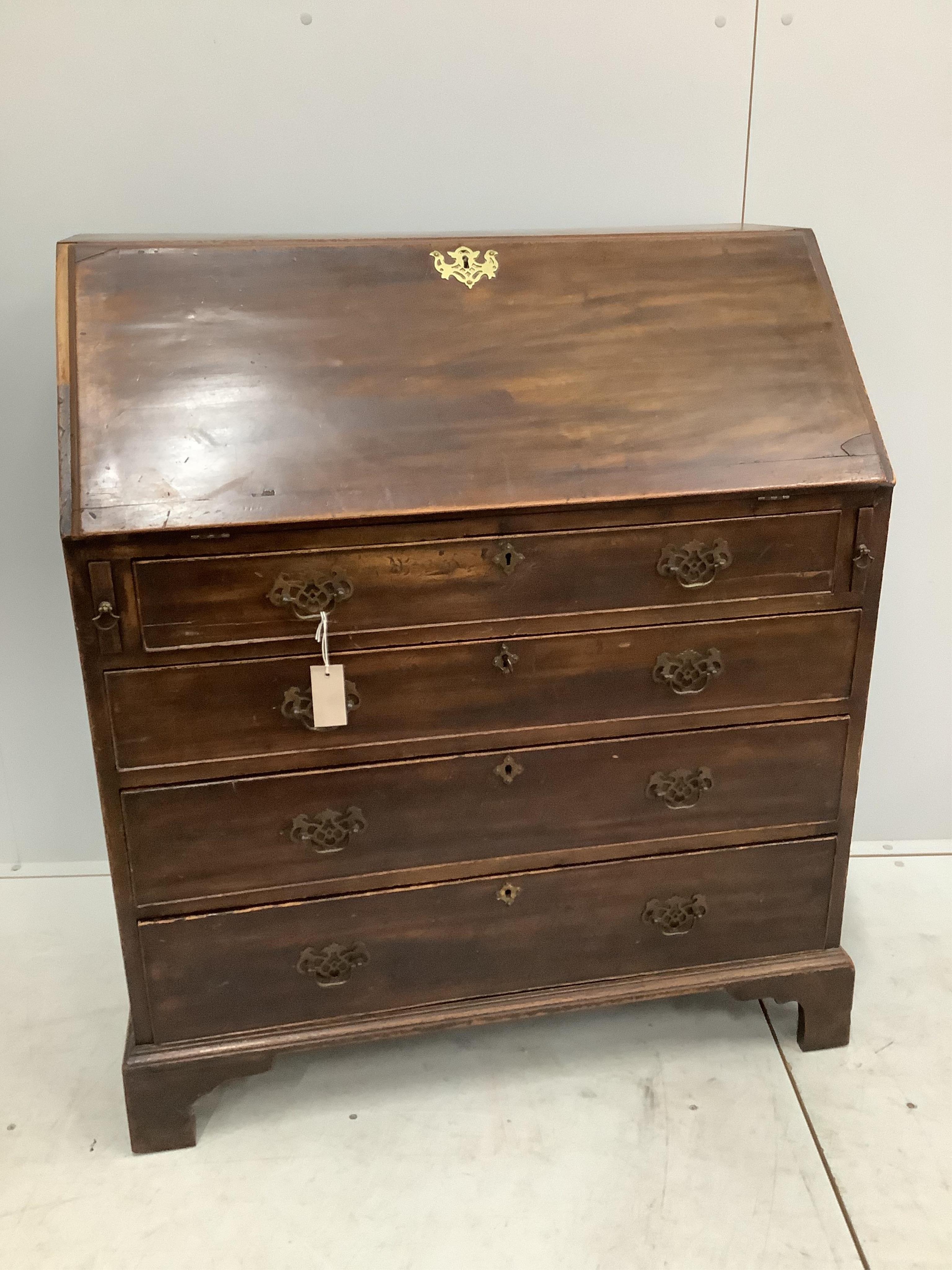 A George III mahogany bureau, width 92cm, depth 52cm, height 106cm